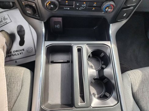 Used 2021 Ford F150 XLT AWD/4WD image 22