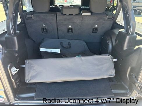 Used 2023 Jeep Wrangler Unlimited w/ Cold Weather Group AWD/4WD image 21