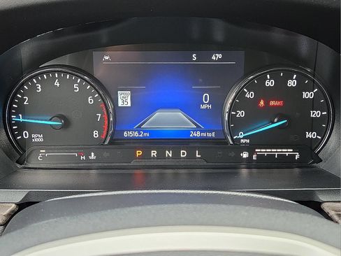 Used 2023 Ford Explorer Limited AWD/4WD image 23