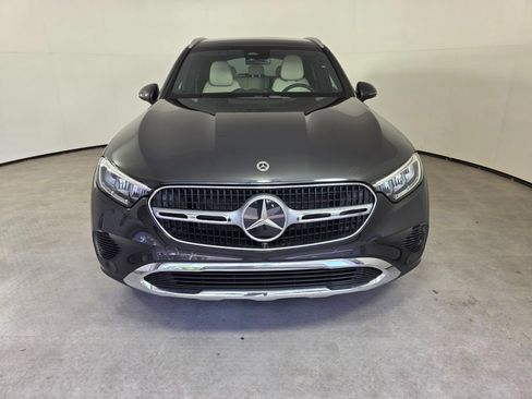 New 2026 Mercedes-Benz GLC 300 image 2