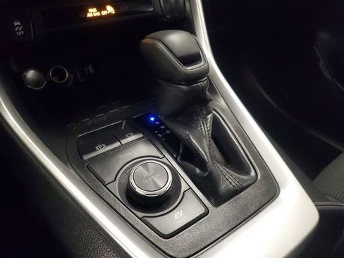 Certified 2024 Toyota RAV4 LE image 27