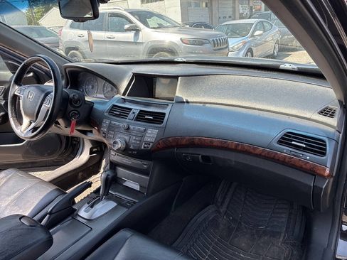 Used 2010 Honda Crosstour EX-L image 14