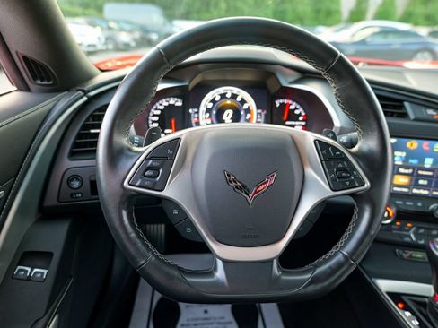 Used 2016 Chevrolet Corvette Stingray Coupe RWD image 40