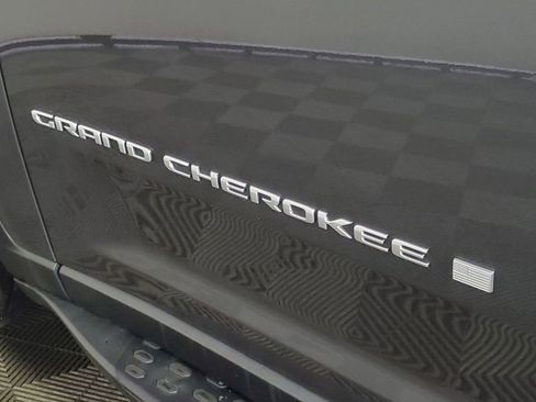 Used 2024 Jeep Grand Cherokee L Laredo w/ Trailer Tow Package image 6
