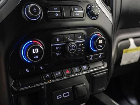 Used 2019 Chevrolet Silverado 1500 RST w/ All-Star Edition RWD image 33