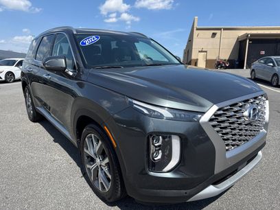 Used 2022 Hyundai Palisade SEL w/ 8P Bench Seat Package