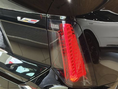 New 2026 Cadillac Optiq V AWD/4WD image 6