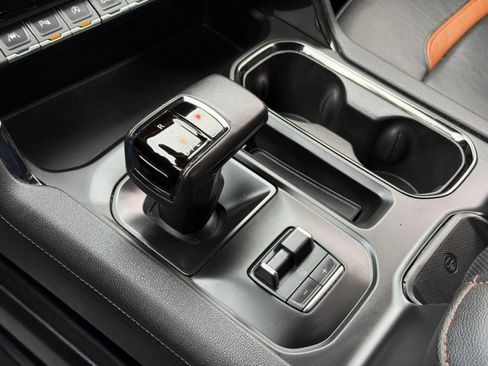 Used 2022 GMC Sierra 1500 AT4 w/ AT4 Premium Package image 31