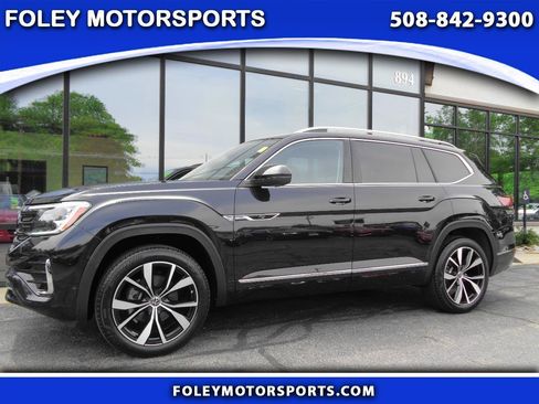 Used 2024 Volkswagen Atlas SEL Premium R-Line AWD/4WD image 1