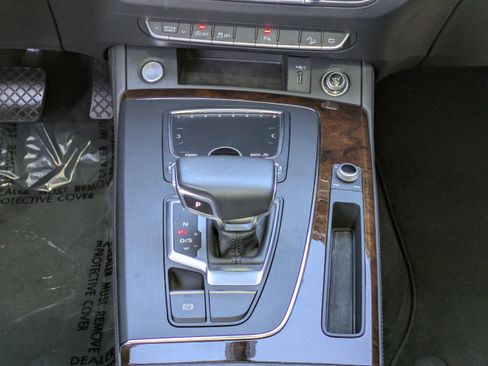 Used 2020 Audi Q5 2.0T Premium Plus w/ Premium Plus Package image 15