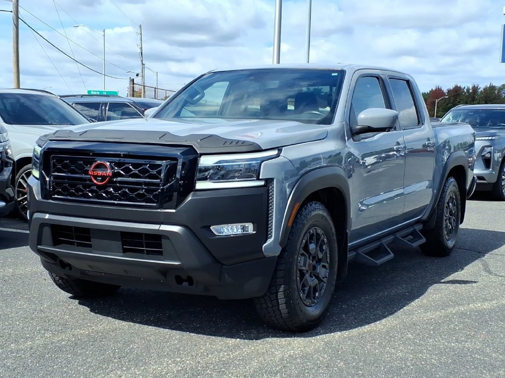 Used 2023 Nissan Frontier Pro-X w/ Pro-X Premium Package RWD image 3