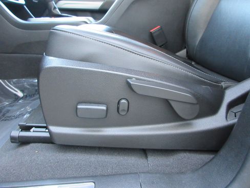 Used 2019 Chevrolet Colorado ZR2 AWD/4WD image 34