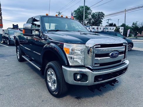Used 2014 Ford F250 Lariat w/ Chrome Package image 8