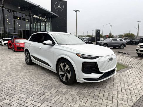 Used 2025 Audi Q6 e-tron Prestige w/ Beige Warm Weather Package AWD/4WD image 7