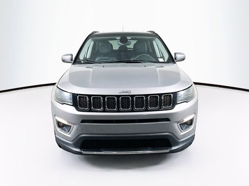 Used 2019 Jeep Compass Limited FWD image 2