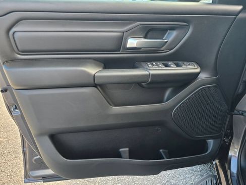 New 2026 RAM 1500 Express AWD/4WD image 34