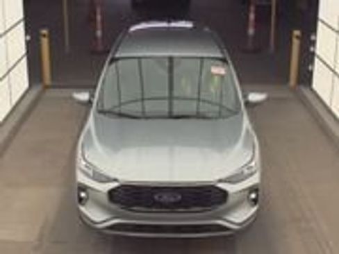 Used 2023 Ford Escape ST-Line Elite image 8