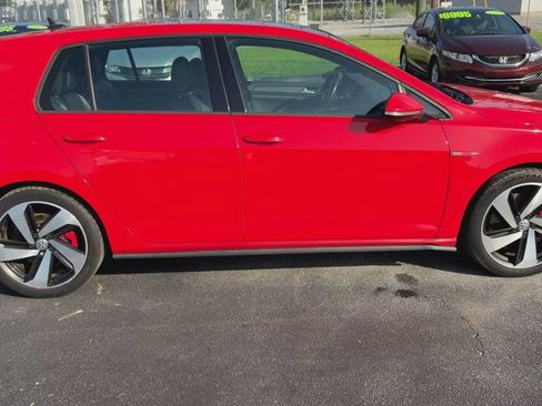 Used 2019 Volkswagen GTI S FWD image 9