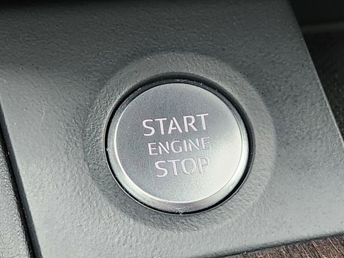 Used 2023 Audi Q5 2.0T Premium Plus w/ Premium Plus Package image 32