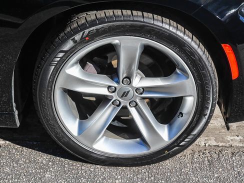 Used 2017 Dodge Charger SXT w/ Plus Group image 10