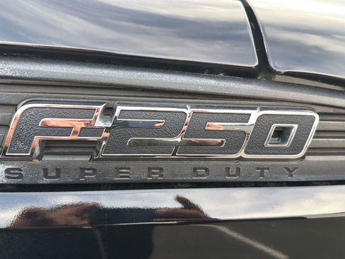 Used 2012 Ford F250 XL w/ Snow Plow Prep Pkg image 33