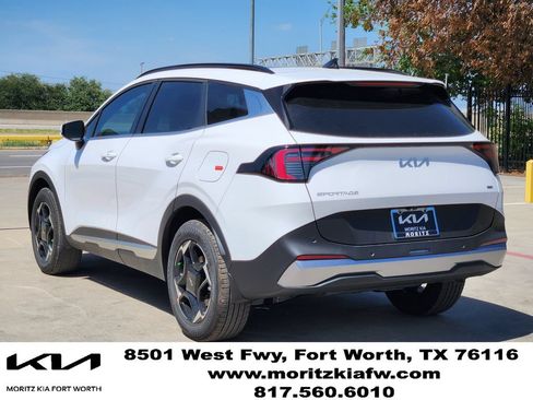 New 2026 Kia Sportage EX w/ EX Panorama Roof Package AWD/4WD image 4
