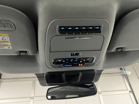 Used 2024 Ford F350 Limited w/ FX4 Off-Road Package image 40