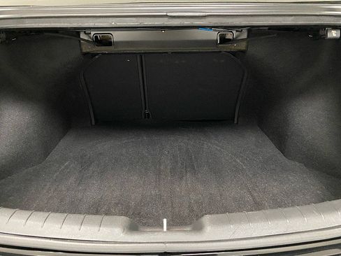 Used 2020 Hyundai Elantra SEL image 12