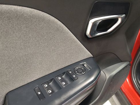 Used 2025 Kia K4 EX FWD image 27
