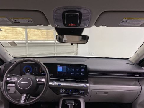 Used 2024 Hyundai Kona SEL image 13