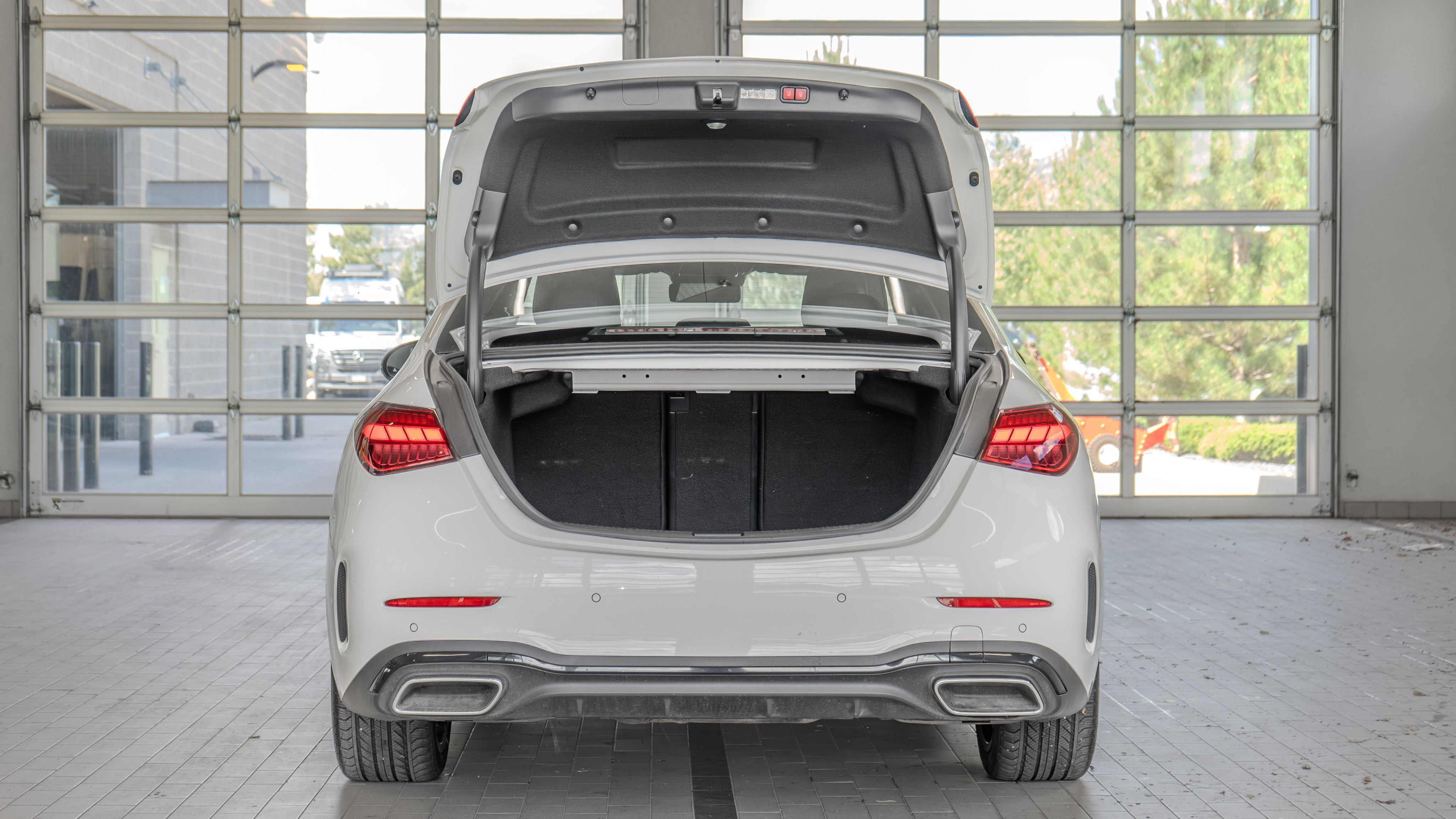 Used 2024 Mercedes-Benz C 300 4MATIC Sedan image 15