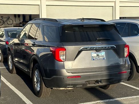 Used 2022 Ford Explorer XLT w/ Class IV Trailer Tow Package image 4