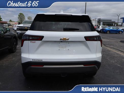 Used 2026 Chevrolet Equinox LT w/ LPO, Floor Liner Package FWD image 21