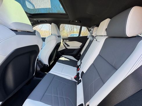New 2026 BMW X2 xDrive28i image 21