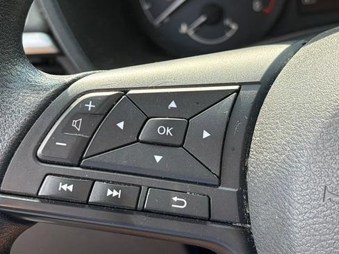 Used 2023 Nissan Altima 2.5 S FWD image 16