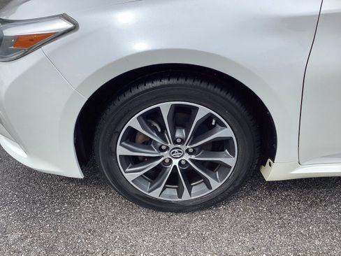 Used 2016 Toyota Avalon XLE FWD image 9