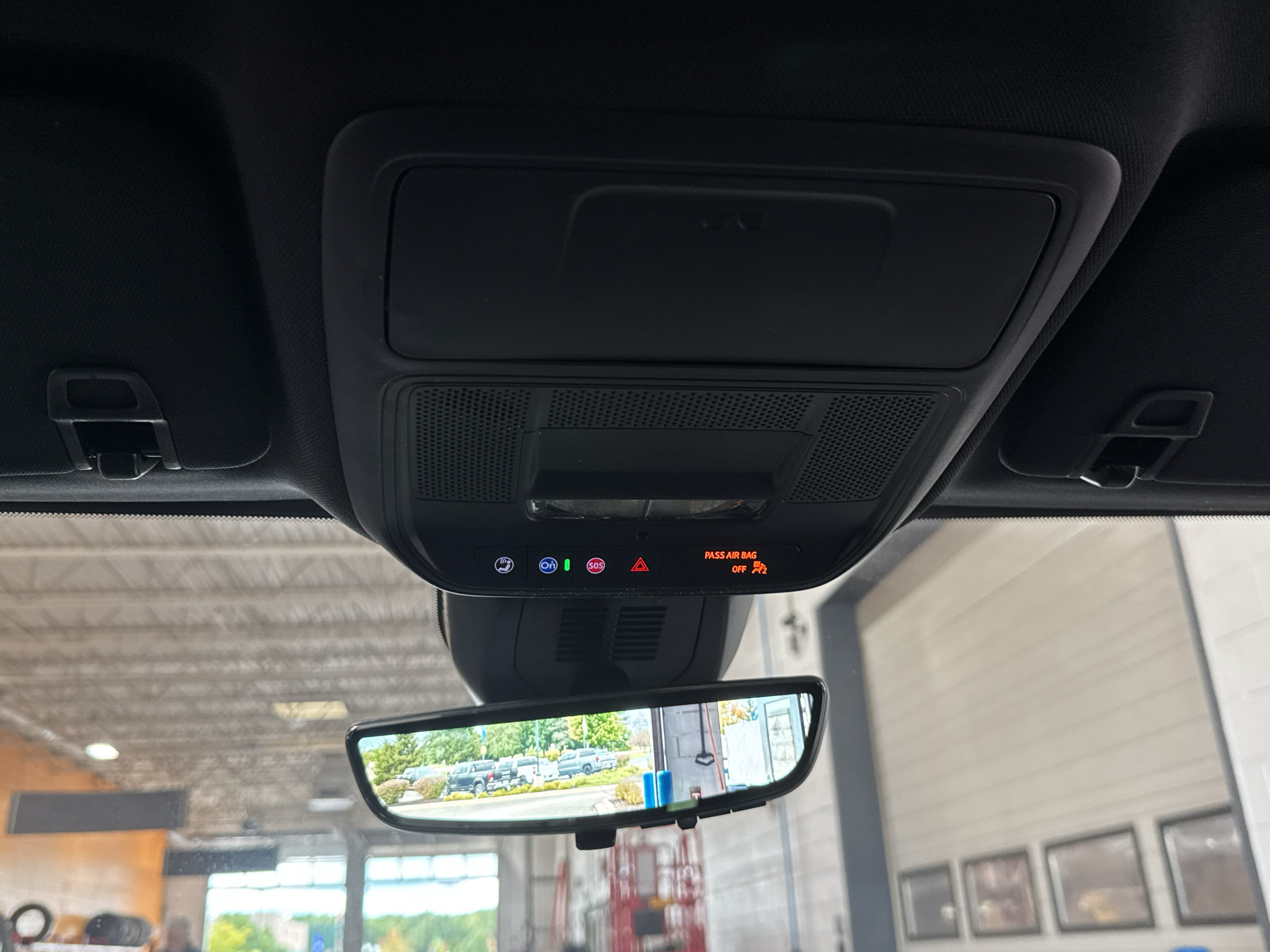 New 2026 GMC Terrain AT4 w/ Technology Package II AWD/4WD image 34