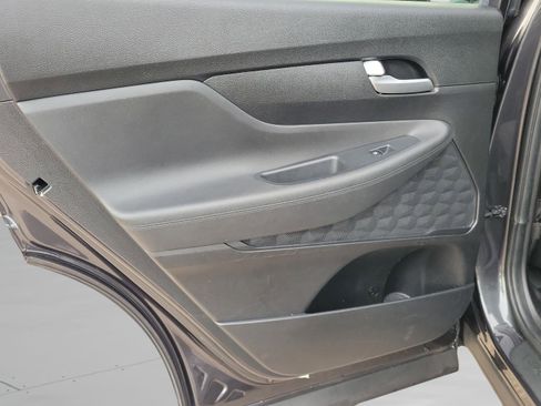 Used 2023 Hyundai Santa Fe SE image 9