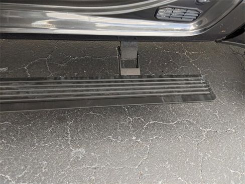 Certified 2019 RAM 1500 Limited image 10