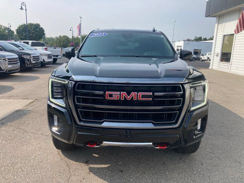 Used 2023 GMC Yukon AT4 w/ LPO, Floor Liner Package AWD/4WD image 2