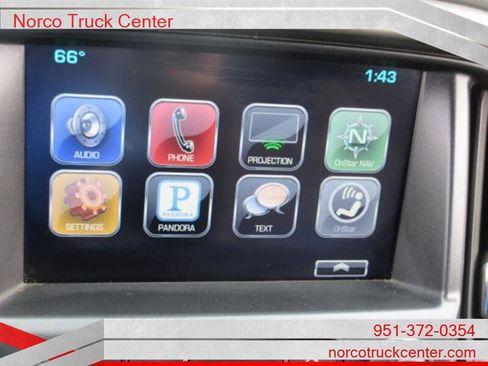 Used 2016 Chevrolet Colorado Z71 w/ Z71 Midnight Edition image 18