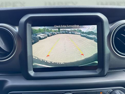Used 2020 Jeep Wrangler Unlimited Sport S w/ Sun And Sound Package AWD/4WD image 17