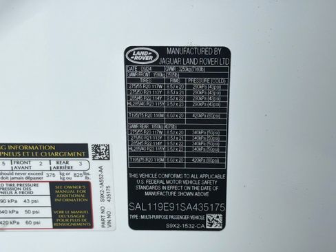 Certified 2025 Land Rover Range Rover Sport Autobiography AWD/4WD image 46