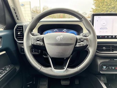 Used 2025 Ford Bronco Sport Heritage w/ Convenience Package image 17