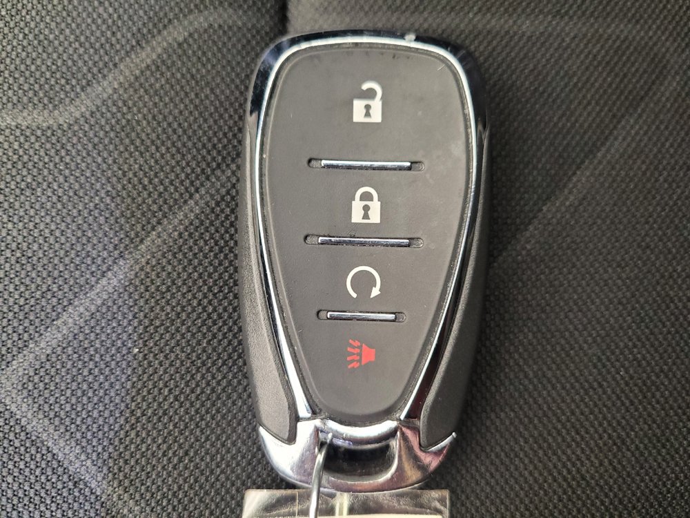 Used 2019 Chevrolet Trax LT w/ LT Convenience Package AWD/4WD image 32