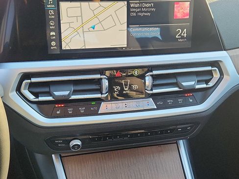 Used 2019 BMW 330i xDrive Sedan w/ Premium Package image 15