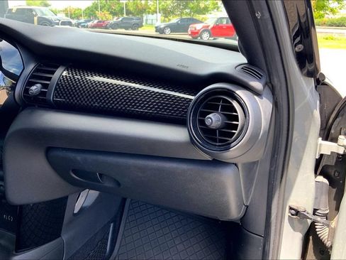 Used 2017 MINI Cooper S FWD image 15