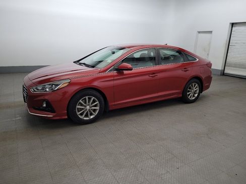 Used 2019 Hyundai Sonata SE w/ Winter Weather Package image 2