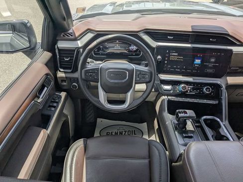 Used 2025 GMC Sierra 1500 Denali AWD/4WD image 15