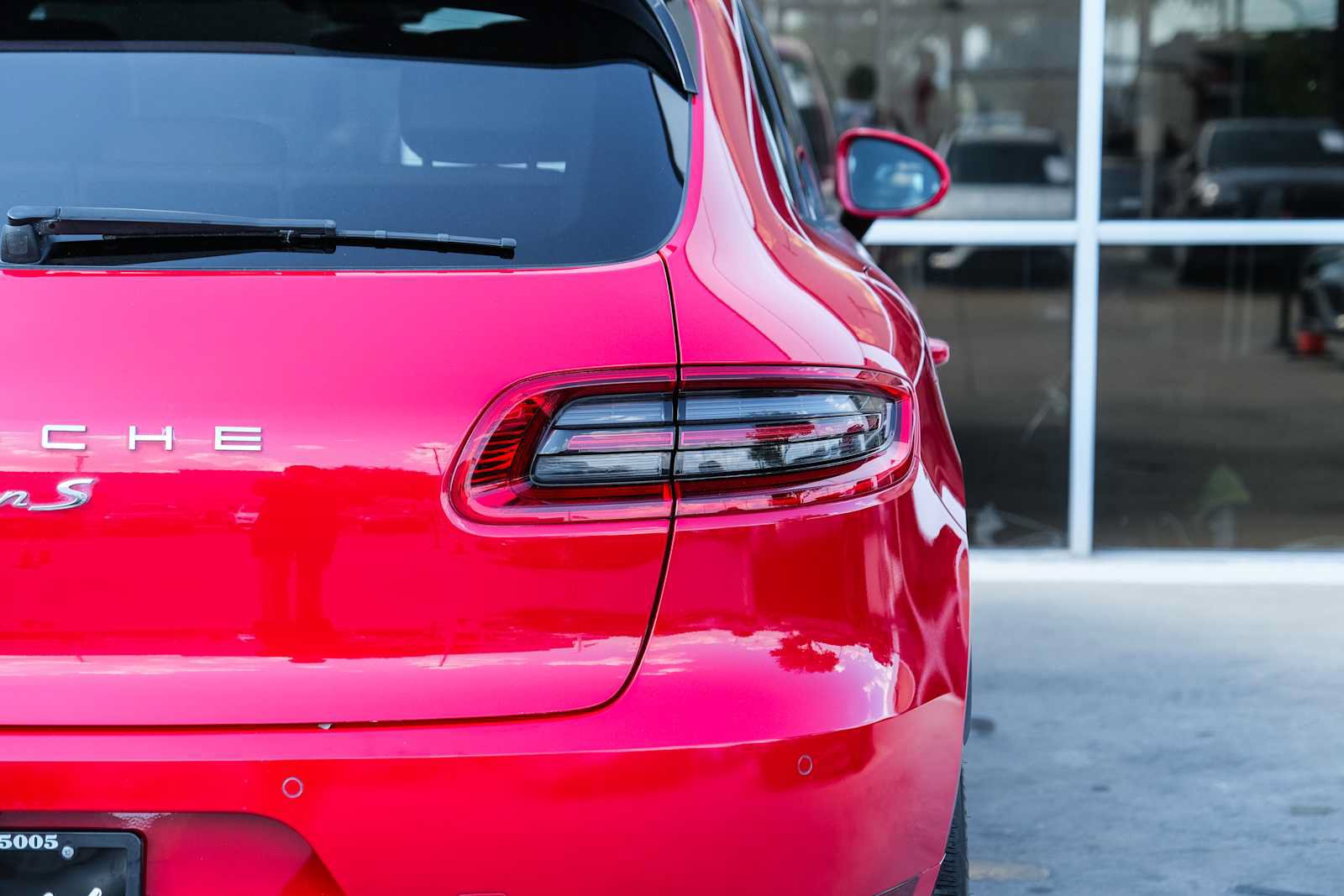 Used 2018 Porsche Macan S AWD/4WD image 13